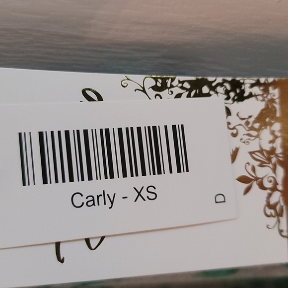 NWT LulaRoe Disney Mickey Mouse Carley Size XS and S - Picture 4 of 5